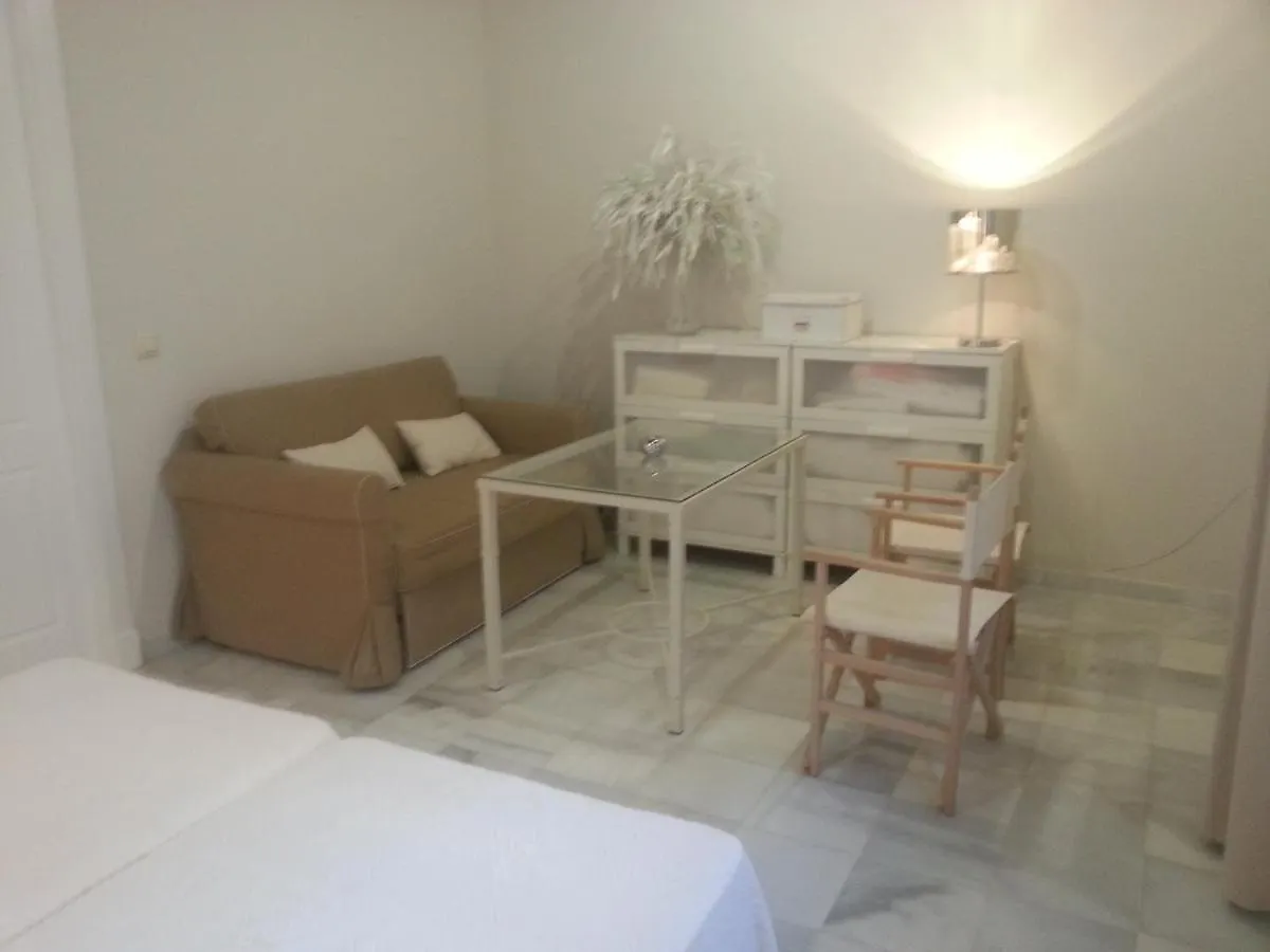 Jardin Bizcocheros Jerez de la Frontera 0*,  Hiszpania